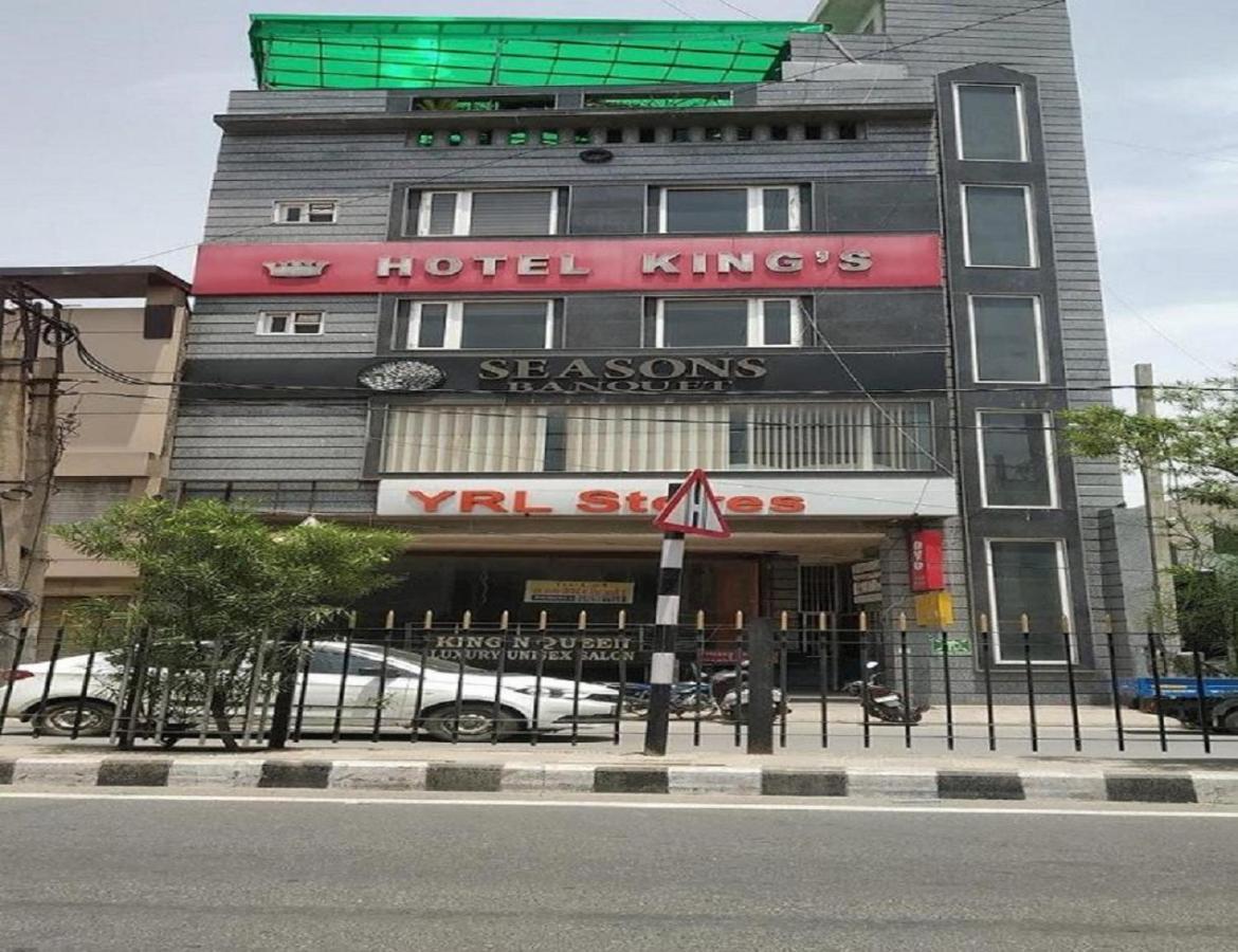 Hotel Kings, Rohtak Экстерьер фото