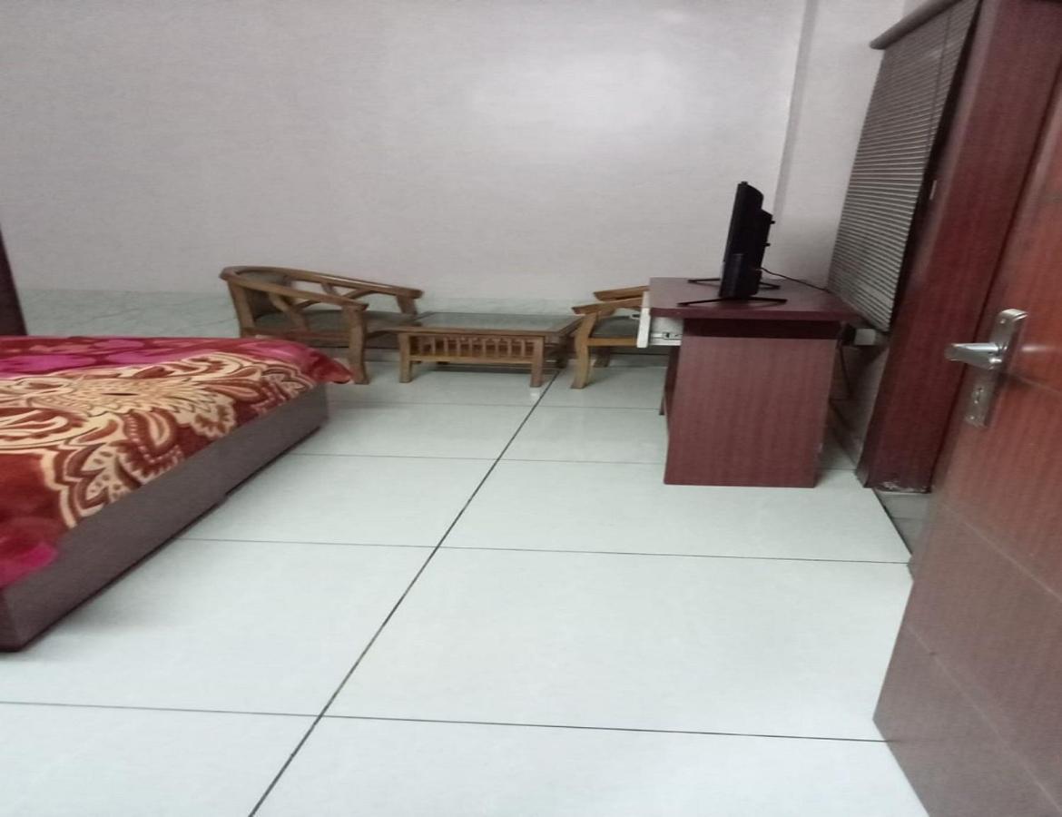 Hotel Kings, Rohtak Экстерьер фото